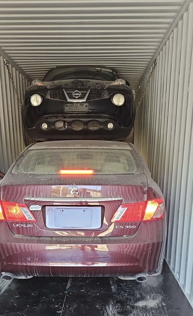 Inland vehicle transport on a multi-level hauler